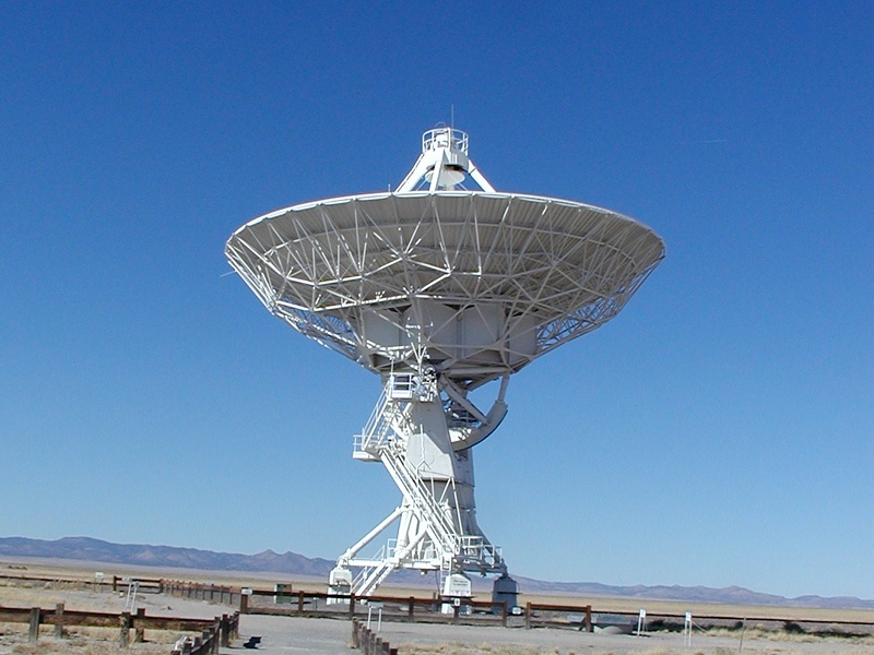 One of the 27 radio telescopes that comprise the Very Large Array (VLA) in New Mexico. Each telescope is 25 meters (about 82 feet) in diameter.